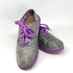 Bob’s Sketchers Grey & Purple Paper Crinkle Shoes